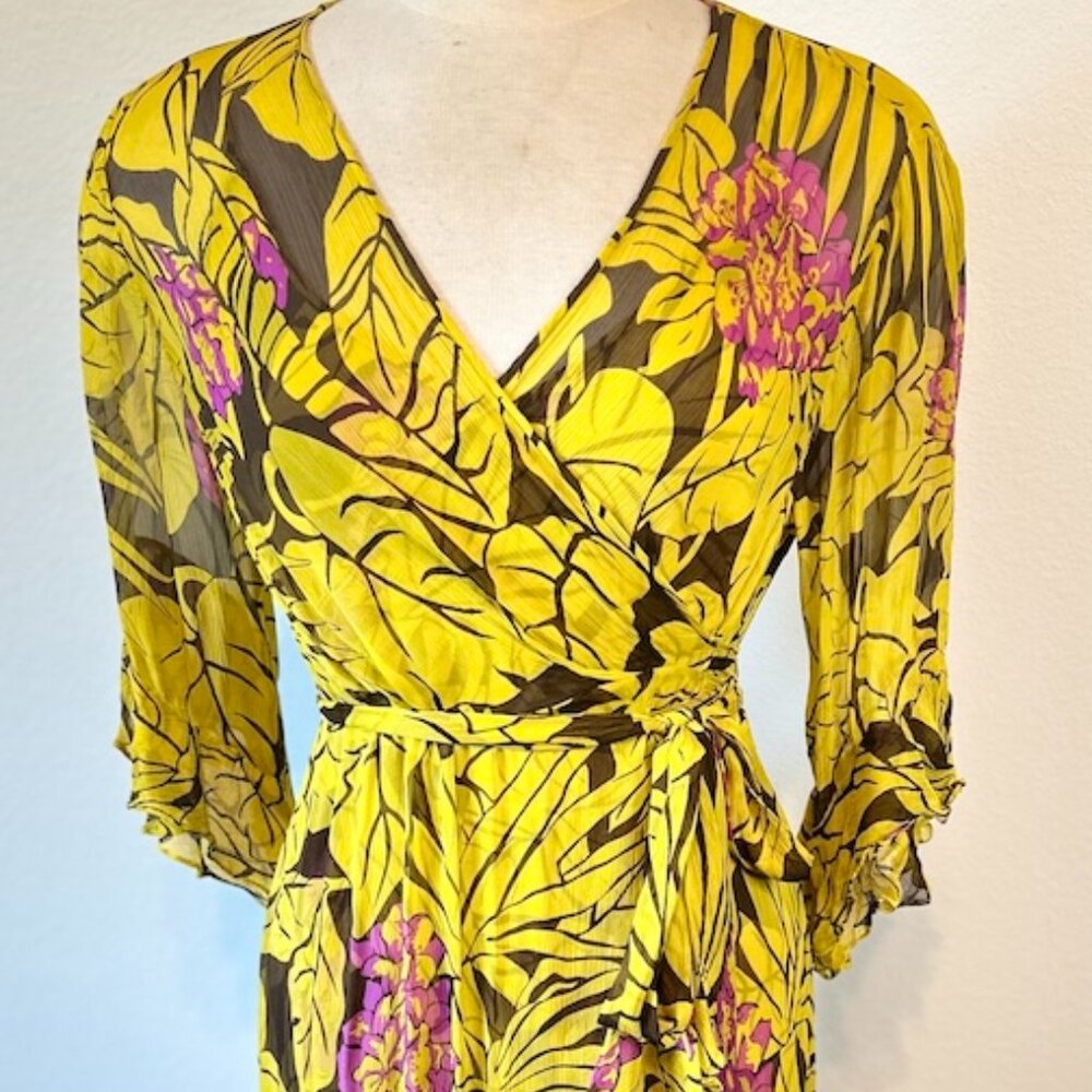 DVF Floral Chiffon Wrap Dress Sz10